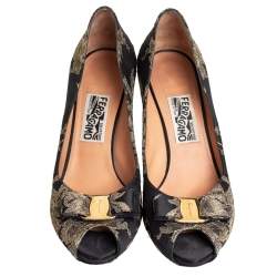 Pre Owned Salvatore Ferragamo Black Brocade Peep Toe Bow Pumps Size 40.5