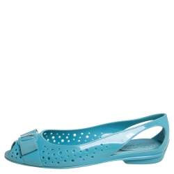 Pre Owned حذاء فلات سالفاتوري فيراغامو سليب أون مطاط أزرق مقاس 38.5