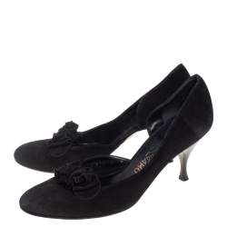 مملوكة مسبقًا Salvatore Ferragamo Black Suede D'Orsay Pumps Size 38.5