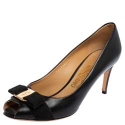 Salvatore Ferragamo Black Leather Pola Vara Bow Peep Toe Pumps Size 38.5
