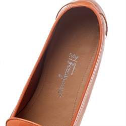 Pre Owned Salvatore Ferragamo Orange Patent Leather Funes Gancio Bit Loafers Size 40.5