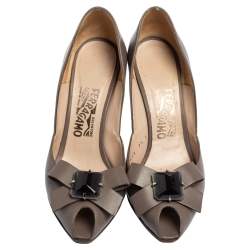 Salvatore Ferragamo Dark Beige Leather Vara Bow Peep Toe Pumps Size 38