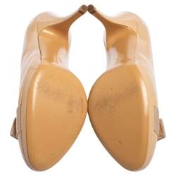 Salvatore Ferragamo Beige Patent Leather Vara Bow Pumps Size 38
