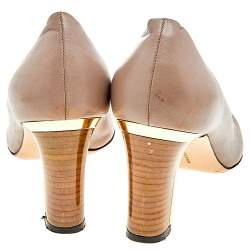 Pre Owned Salvatore Ferragamo Beige Leather Round Toe Pumps Size 39