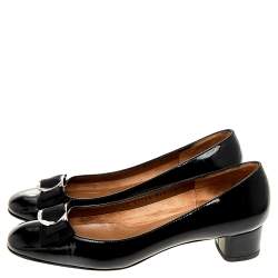 Pre Owned Salvatore Ferragamo Black Patent Leather Gancio Bow Pumps Size 38