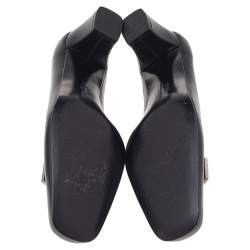 Pre Owned Salvatore Ferragamo Black Leather Buckle Detail block Heel Pumps 38.5
