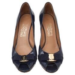 Pre Owned Salvatore Ferragamo Navy Blue Patent Leather Vara Bow Peep Toe Pumps Size 40