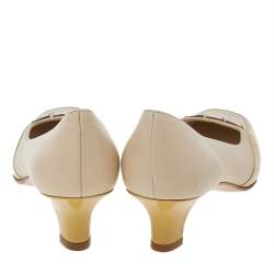 Pre Owned Salvatore Ferragamo Beige Leather And Patent Leather Pumps Size 38.5