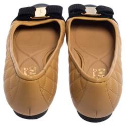 Salvatore Ferragamo Beige Quilted Leather Vara Bow Ballet Flats Size 37.5