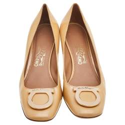 Pre Owned Salvatore Ferragamo Beige Patent Leather Block Heel Pumps Size 40.5