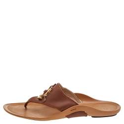Salvatore Ferragamo Brown Leather Gancini Thong Flats Size 40