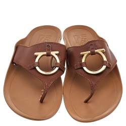 Salvatore Ferragamo Brown Leather Gancini Thong Flats Size 40