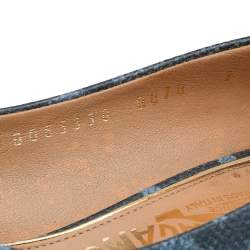 Pre Owned Salvatore Ferragamo Blue/Black Karung Leather Vara Bow Pumps Size 37.5
