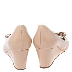 Pre Owned Salvatore Ferragamo Nude Patent Leather Vara Bow Wedge Peep-Toe Pumps Size 36.5