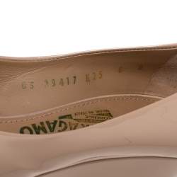 Pre Owned Salvatore Ferragamo Nude Patent Leather Vara Bow Wedge Peep-Toe Pumps Size 36.5