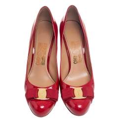 Pre Owned Salvatore Ferragamo Red  Patent Leather Vara Bow Round Toe Platform Pumps Size 37
