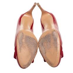 Pre Owned Salvatore Ferragamo Red  Patent Leather Vara Bow Round Toe Platform Pumps Size 37