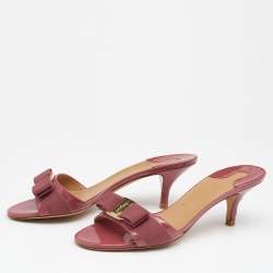 Pre Owned صندل سالفاتوري فيراغامو غلوري جلد لامع وردي مزين فيونكة مقاس 37.5