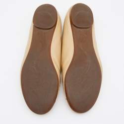 Pre Owned حذاء باليرينا فلات سالفاتوري فيراغامو جلد بيج لامع مقاس 37.5