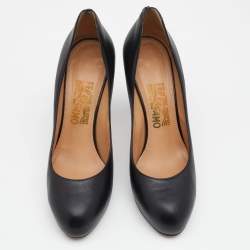 Pre Owned Salvatore Ferragamo Black Leather Ronda Pumps Size 38.5