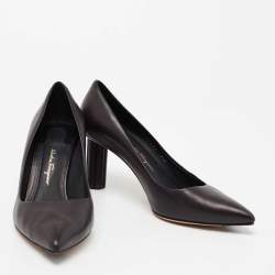 Pre Owned Salvatore Ferragamo Black Leather Pointed Toe Pumps Size 38