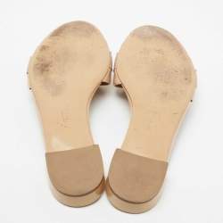 Pre Owned Salvatore Ferragamo Beige Patent Leather and Canvas Vara Bow Flat Slides Size 40.5