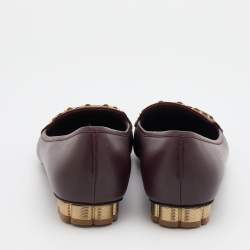 Pre Owned Salvatore Ferragamo Burgundy Leather Studded Flower Heel Loafers Size 38.5