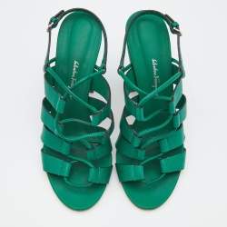 مملوكة مسبقًا Salvatore Ferragamo Green Lizard Embossed Leather Strappy Sandals Size 40.5