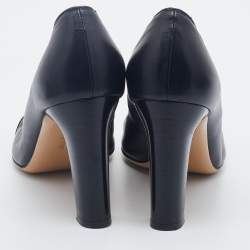 Pre Owned Salvatore Ferragamo Black Leather Pumps Size 40.5