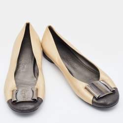 Pre Owned Salvatore Ferragamo Metallic Gold/Black Leather Cap Toe Metal Trim Ballet Flats Size 36