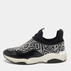 Pre Owned Salvatore Ferragamo Black Patent and Fabric Crystal Embellished Low Top Sneakers Size 38