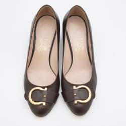 Pre Owned Salvatore Ferragamo Brown Leather Gancini Block Heel Pumps Size 36.5