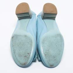 مملوكة مسبقًا Salvatore Ferragamo Blue Leather Vara Bow Pumps Size 39.5