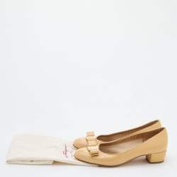 Pre Owned Salvatore Ferragamo Beige Patent Leather Vara Bow Block Heel Pumps Size 38.5