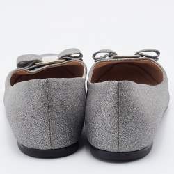 مملوكة مسبقًا Salvatore Ferragamo Metallic Silver Leather Vara Bow Ballet Flats Size 38.5