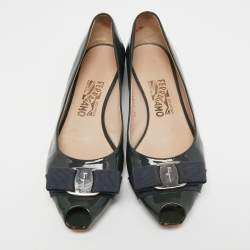 Pre Owned Salvatore Ferragamo Dark Grey Patent Leather Vara Bow Peep Toe Ballet Flats Size 39