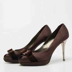 Salvatore Ferragamo Brown Satin Vara Bow Peep Toe Pumps Size 40