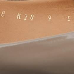 مملوكة مسبقًا Salvatore Ferragamo Grey Brogue Leather Vara Bow Platform Pumps Size 39.5