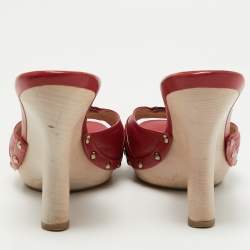 Pre Owned Salvatore Ferragamo Red Pleated Leather Open Toe Wedge Sandals Size 39.5