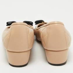 Pre Owned Salvatore Ferragamo Black/Beige Leather and Patent Vara Bow Pumps Size 36.5 