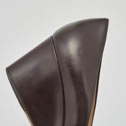 مملوكة مسبقًا Salvatore Ferragamo Burgundy Leather Vara Bow Wedge Pumps Size 37.5