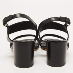 مملوكة مسبقًا Salvatore Ferragamo Black Leather Cayla Ankle Strap Sandals Size 38.5