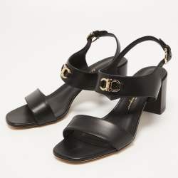 مملوكة مسبقًا Salvatore Ferragamo Black Leather Cayla Ankle Strap Sandals Size 38.5