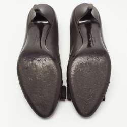 Pre Owned Salvatore Ferragamo Dark Brown Leather Vara Bow Round Toe Pumps Size 36.5