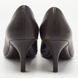 Pre Owned Salvatore Ferragamo Dark Brown Leather Vara Bow Round Toe Pumps Size 36.5