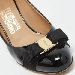 Pre Owned Salvatore Ferragamo Black Patent Leather Vara Bow Pumps Size 38.5