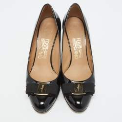 Pre Owned Salvatore Ferragamo Black Patent Leather Vara Bow Pumps Size 38.5