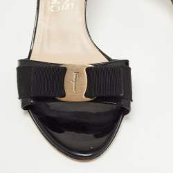 Salvatore Ferragamo Black Patent Leather Vara Bow Sandals Size 37.5