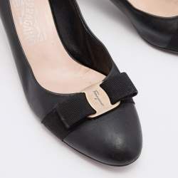 Pre Owned Salvatore Ferragamo Black Leather Vara Bow Pumps Size 39.5