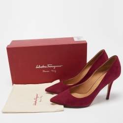 مملوكة مسبقًا Salvatore Ferragamo Burgundy Suede Pointed Toe Pumps Size 39